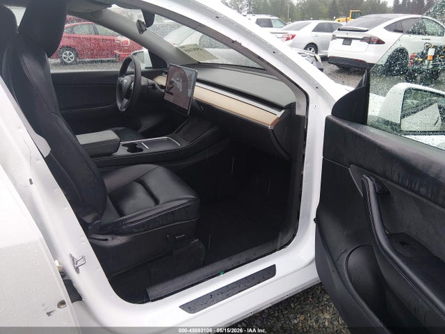 45083105 :رقم المزاد ، 5YJYGDEE2MF254861 vin ، 2021 Tesla Model Y Long Range Dual Motor All-wheel Drive مزاد بيع