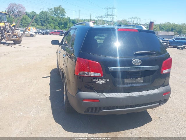 Продажа на аукционе авто 2012 Kia Sorento Lx, vin: 5XYKTCA68CG288790, номер лота: 45083107