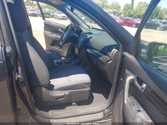 Продажа на аукционе авто 2012 Kia Sorento Lx, vin: 5XYKTCA68CG288790, номер лота: 45083107