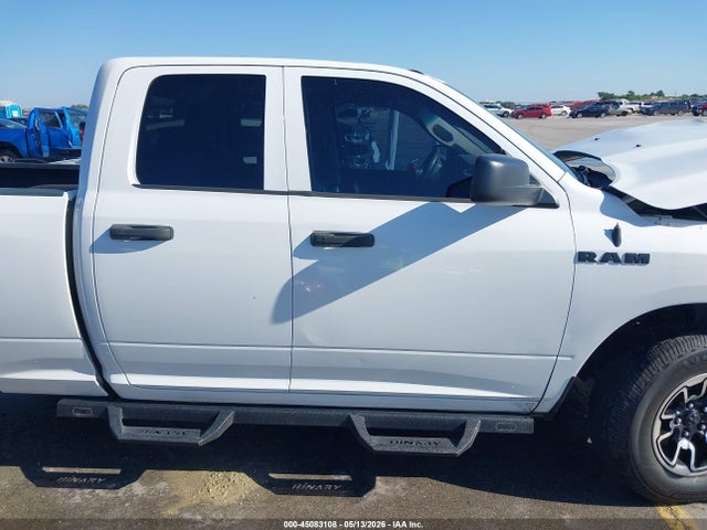 45083108 :رقم المزاد ، 1C6RR6FG2HS736109 vin ، 2017 Ram 1500 Tradesman Quad Cab 4x2 6'4 Box مزاد بيع