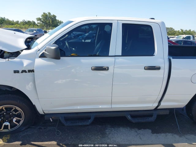 45083108 :رقم المزاد ، 1C6RR6FG2HS736109 vin ، 2017 Ram 1500 Tradesman Quad Cab 4x2 6'4 Box مزاد بيع