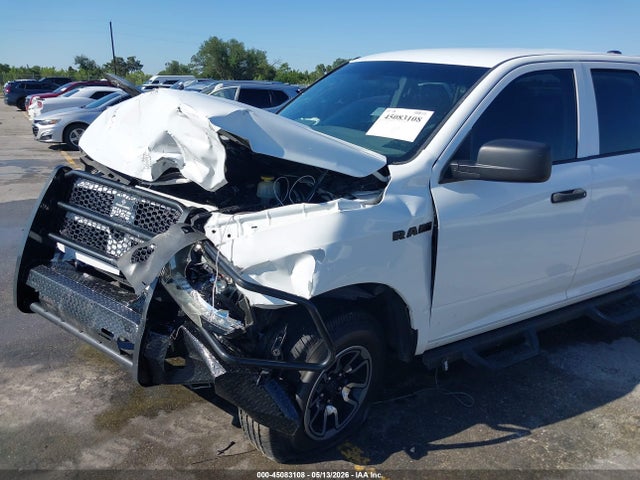 45083108 :رقم المزاد ، 1C6RR6FG2HS736109 vin ، 2017 Ram 1500 Tradesman Quad Cab 4x2 6'4 Box مزاد بيع