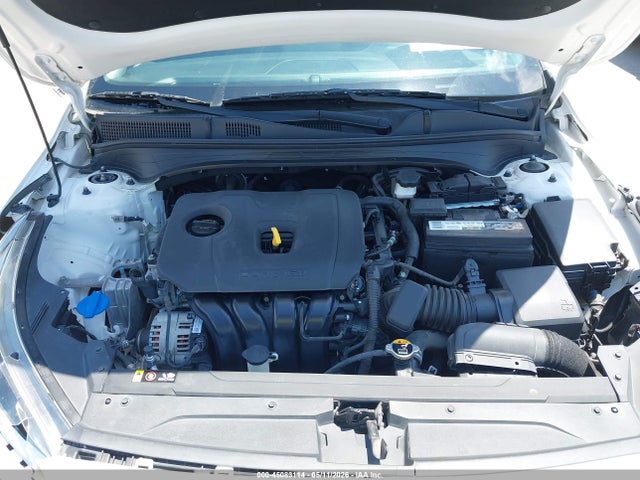 45083114 :رقم المزاد ، 3KPF24AD8KE101505 vin ، 2019 Kia Forte Lxs مزاد بيع