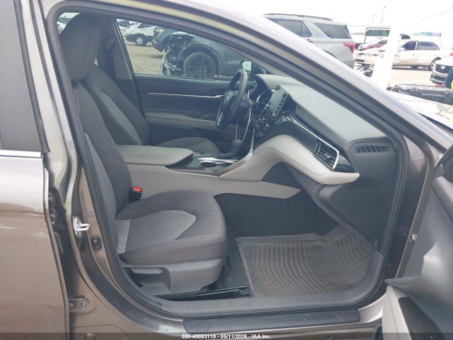 Aukcja sprzedaży 2021 Toyota Camry Le, vin: 4T1C11AK8MU565123, numer aukcji: 45083119