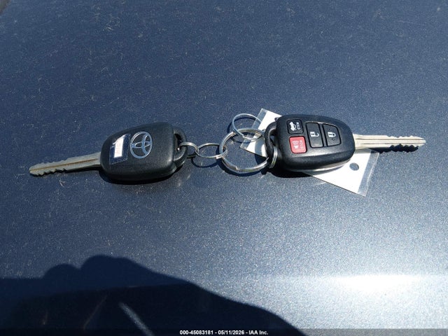 Aukcja sprzedaży 2017 Toyota Corolla Le, vin: 2T1BURHEXHC766014, numer aukcji: 45083181
