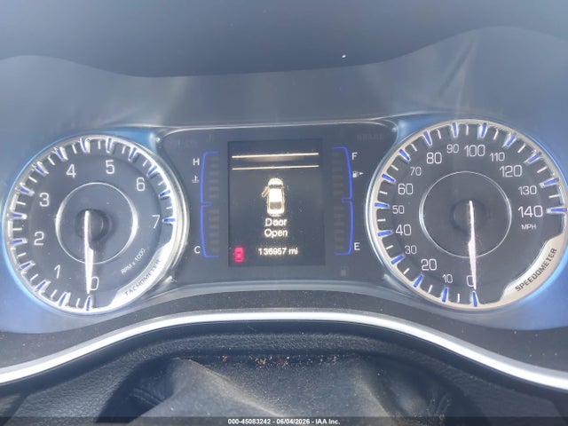 Продажа на аукционе авто 2015 Chrysler 200 Limited, vin: 1C3CCCAB1FN503512, номер лота: 45083242