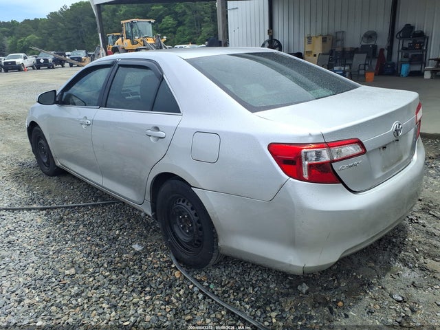 45083253 :رقم المزاد ، 4T1BF1FK9CU156195 vin ، 2012 Toyota Camry Le مزاد بيع