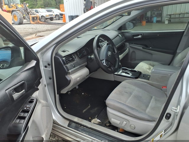 45083253 :رقم المزاد ، 4T1BF1FK9CU156195 vin ، 2012 Toyota Camry Le مزاد بيع