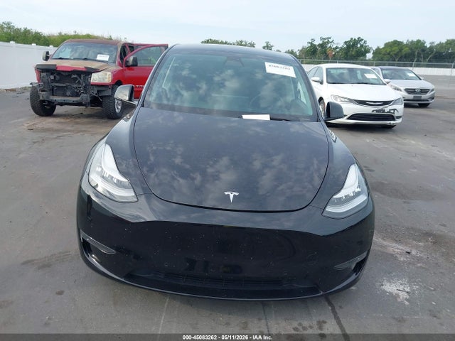 Продажа на аукционе авто 2022 Tesla Model Y Long Range Dual Motor All-wheel Drive, vin: 7SAYGDEE4NA006080, номер лота: 45083262