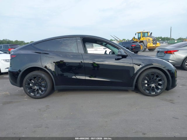 Продажа на аукционе авто 2022 Tesla Model Y Long Range Dual Motor All-wheel Drive, vin: 7SAYGDEE4NA006080, номер лота: 45083262