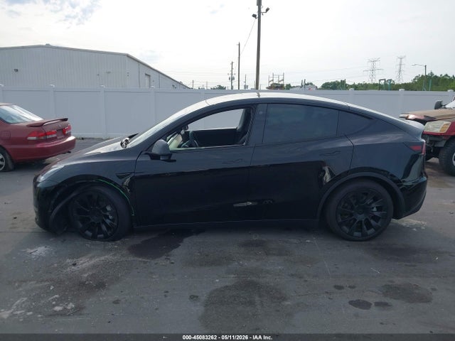 Продажа на аукционе авто 2022 Tesla Model Y Long Range Dual Motor All-wheel Drive, vin: 7SAYGDEE4NA006080, номер лота: 45083262