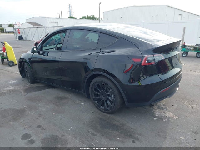 Продажа на аукционе авто 2022 Tesla Model Y Long Range Dual Motor All-wheel Drive, vin: 7SAYGDEE4NA006080, номер лота: 45083262