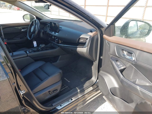 JN8BT3CB2PW463834 Nissan Rogue Sl Intelligent Awd