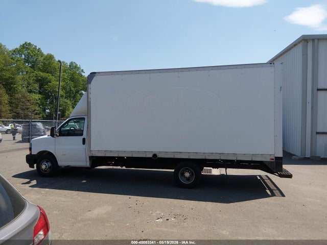 45083341 :رقم المزاد ، 1HA3GTCG6KN000525 vin ، 2019 Chevrolet Express Cutaway 4500 مزاد بيع