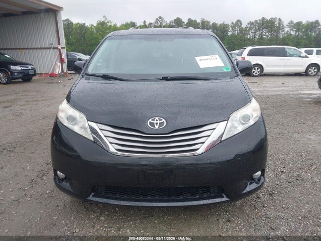 2015 Toyota Sienna Xle Premium 7 Passenger მანქანა იყიდება აუქციონზე, vin: 5TDDK3DC6FS097972, აუქციონის ნომერი: 45083344