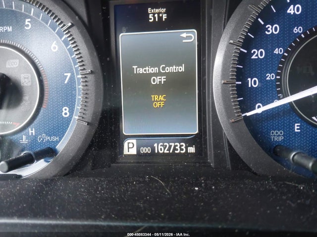 2015 Toyota Sienna Xle Premium 7 Passenger მანქანა იყიდება აუქციონზე, vin: 5TDDK3DC6FS097972, აუქციონის ნომერი: 45083344