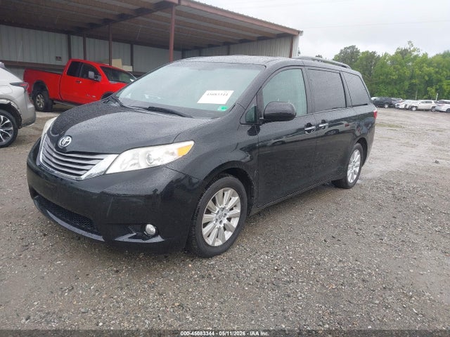 2015 Toyota Sienna Xle Premium 7 Passenger მანქანა იყიდება აუქციონზე, vin: 5TDDK3DC6FS097972, აუქციონის ნომერი: 45083344