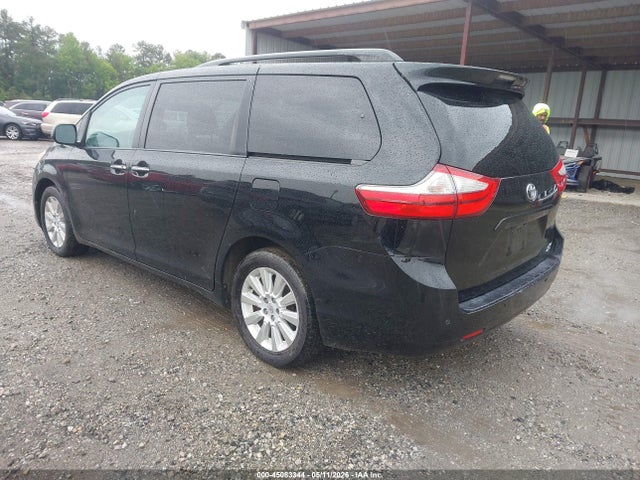 2015 Toyota Sienna Xle Premium 7 Passenger მანქანა იყიდება აუქციონზე, vin: 5TDDK3DC6FS097972, აუქციონის ნომერი: 45083344