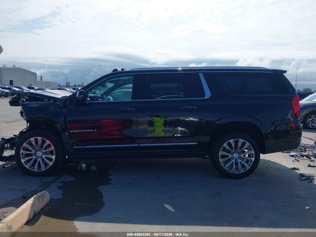 45083362 :رقم المزاد ، 1GKS2JKL3NR217257 vin ، 2022 Gmc Yukon Xl 4wd Denali مزاد بيع