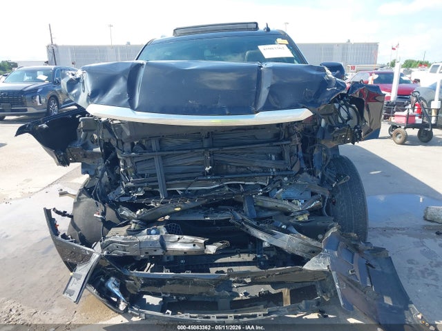 45083362 :رقم المزاد ، 1GKS2JKL3NR217257 vin ، 2022 Gmc Yukon Xl 4wd Denali مزاد بيع