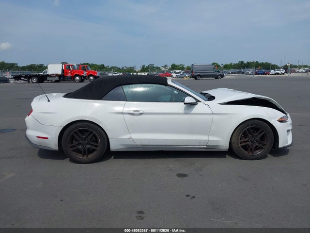 Продаж на аукціоні авто 2018 Ford Mustang Ecoboost Premium, vin: 1FATP8UH7J5132920, номер лоту: 45083367