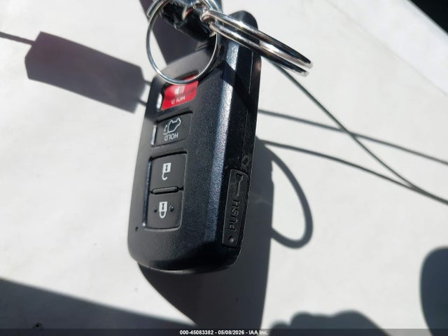2T3YFREV0HW324180 Toyota Rav4 Platinum