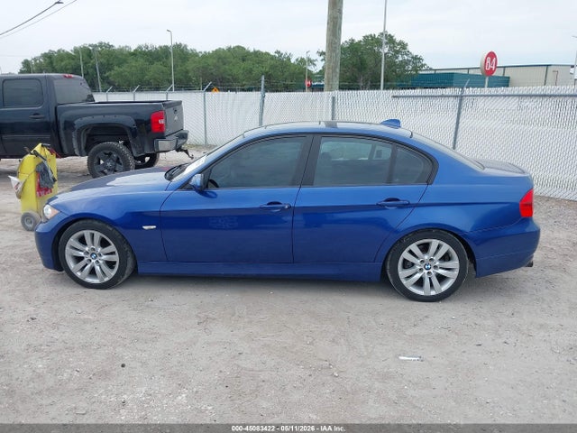 2007 Bmw 328i მანქანა იყიდება აუქციონზე, vin: WBAVA37577NL10579, აუქციონის ნომერი: 45083422