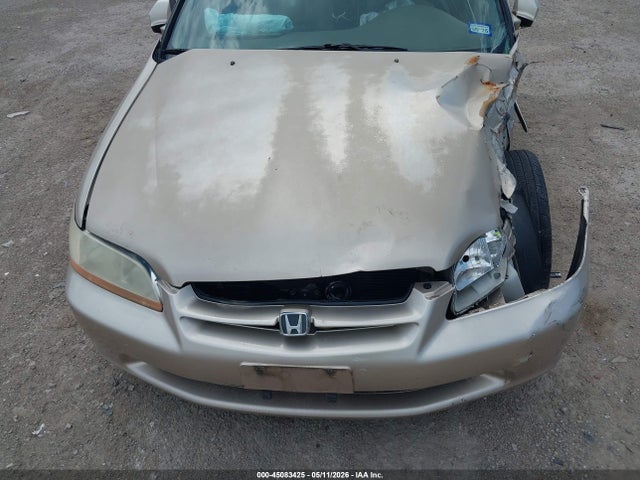 2000 Honda Accord 2.3 Se მანქანა იყიდება აუქციონზე, vin: 1HGCG5676YA043274, აუქციონის ნომერი: 45083425