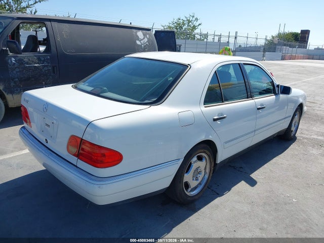 45083465 :رقم المزاد ، WDBJF65F5WA549715 vin ، 1998 Mercedes-benz E 320 مزاد بيع
