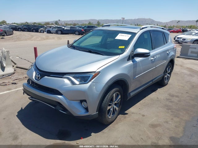 2T3WFREV8GW269810 Toyota Rav4 Xle