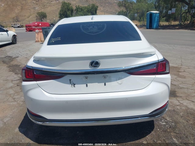Lexus ES 300H 2023 58ADA1C14PU034975 Image 16
