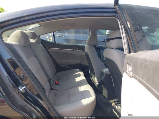 Продажа на аукционе авто 2018 Hyundai Elantra Sel, vin: 5NPD84LF3JH375466, номер лота: 45083500