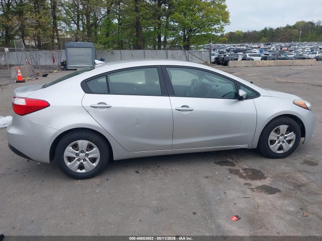 2016 Kia Forte Lx მანქანა იყიდება აუქციონზე, vin: KNAFX4A69G5560559, აუქციონის ნომერი: 45083502