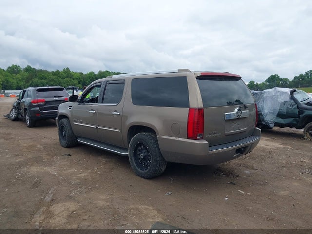 2007 Cadillac Escalade Esv Standard მანქანა იყიდება აუქციონზე, vin: 1GYFK668X7R267103, აუქციონის ნომერი: 45083505