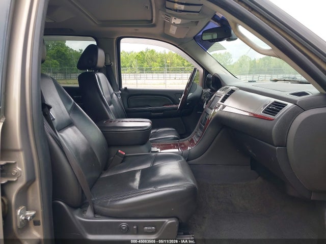 2007 Cadillac Escalade Esv Standard მანქანა იყიდება აუქციონზე, vin: 1GYFK668X7R267103, აუქციონის ნომერი: 45083505