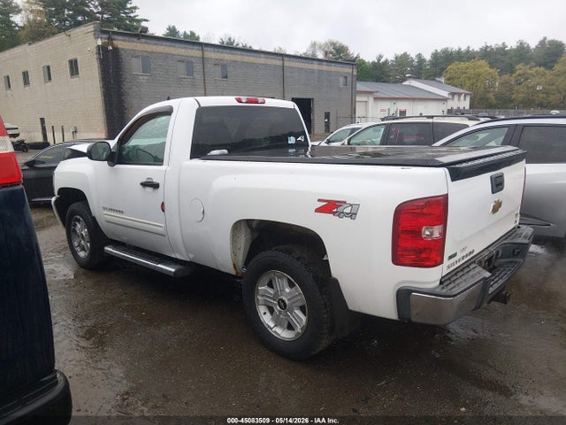 45083509 :رقم المزاد ، 1GCNKSE06BZ156448 vin ، 2011 Chevrolet Silverado 1500 Lt مزاد بيع