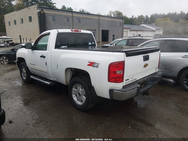 45083509 :رقم المزاد ، 1GCNKSE06BZ156448 vin ، 2011 Chevrolet Silverado 1500 Lt مزاد بيع
