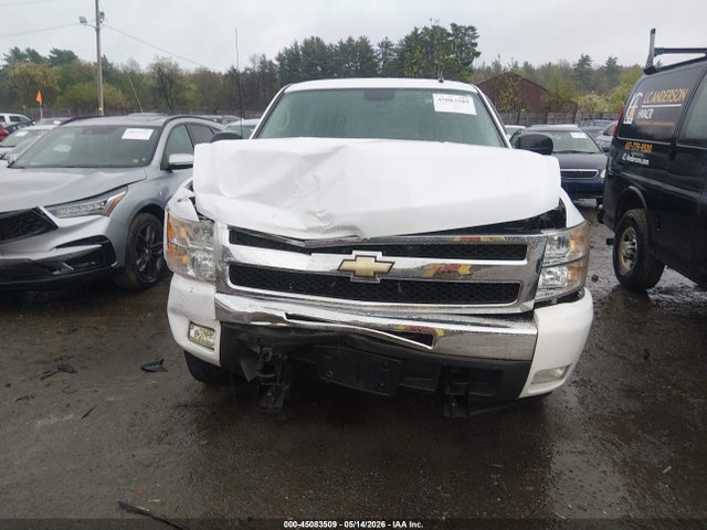 45083509 :رقم المزاد ، 1GCNKSE06BZ156448 vin ، 2011 Chevrolet Silverado 1500 Lt مزاد بيع