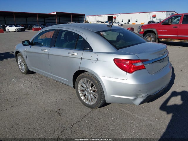 Продаж на аукціоні авто 2011 Chrysler 200 Touring, vin: 1C3BC1FB2BN545884, номер лоту: 45083551