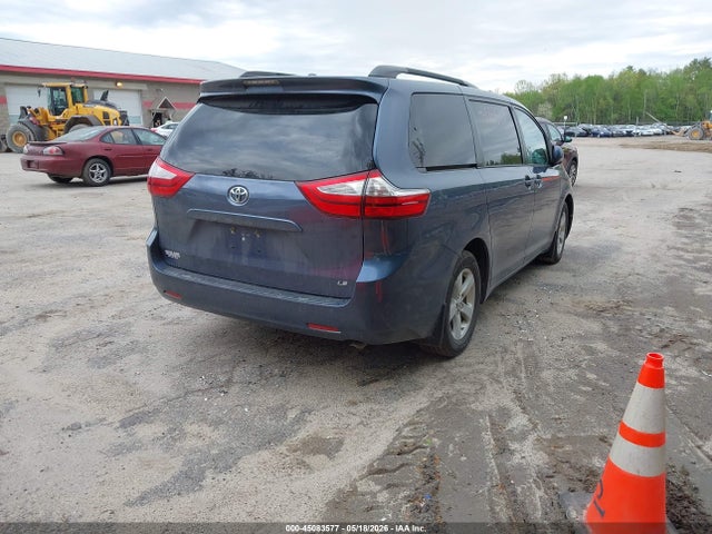 5TDKZ3DC5HS775214 Toyota Sienna Le 8 Passenger