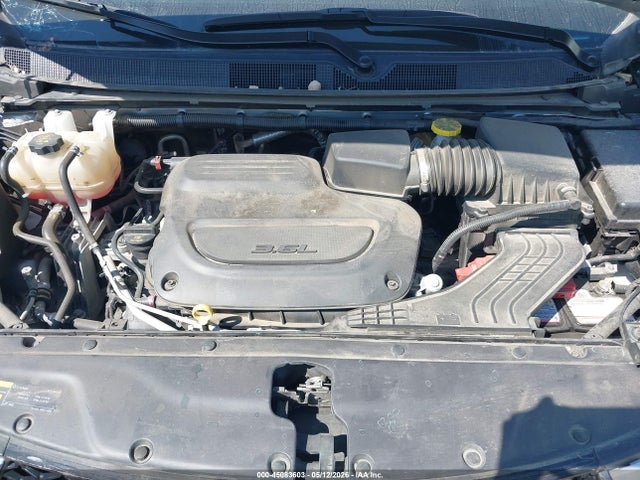 45083603 :رقم المزاد ، 2C4RC1BG8PR624806 vin ، 2023 Chrysler Pacifica Touring L مزاد بيع