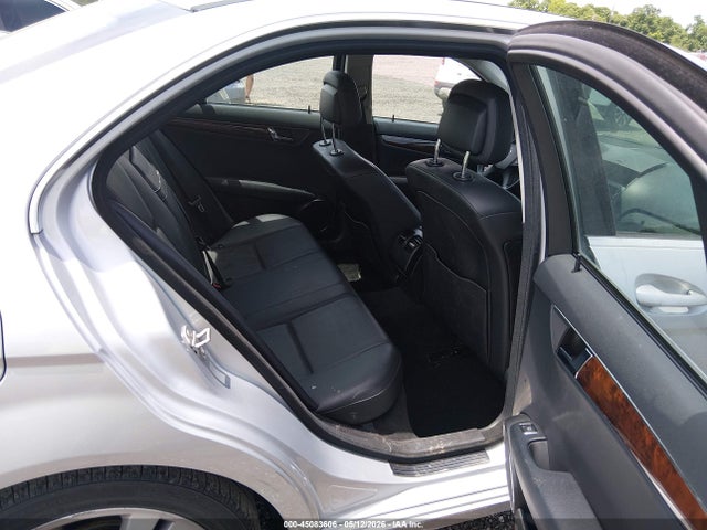 45083606 :رقم المزاد ، WDDGF8BB6AR090719 vin ، 2010 Mercedes-benz C 300 Luxury 4matic/sport 4matic مزاد بيع