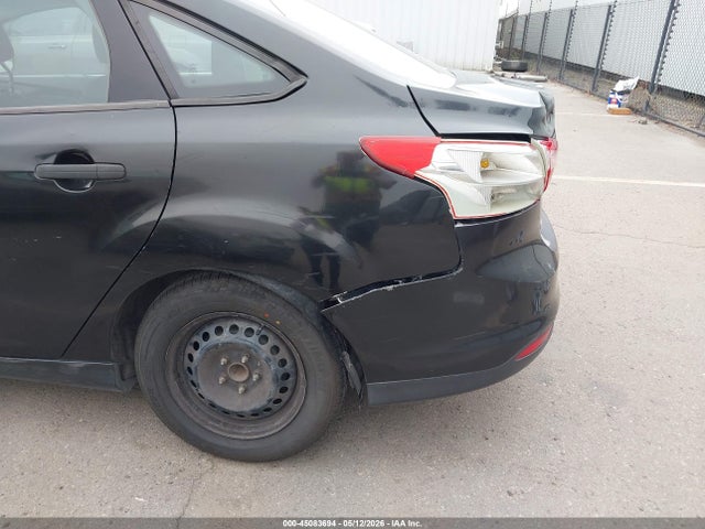 1FADP3E22EL341923 Ford FOCUS S