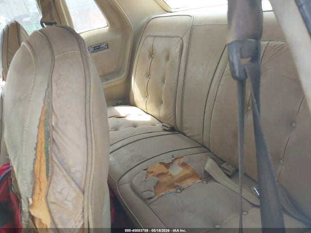 1975 Chrysler Executive Sedan მანქანა იყიდება აუქციონზე, vin: SS22M6R126493, აუქციონის ნომერი: 45083759