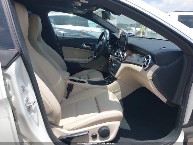 Mercedes-Benz CLA 250 2016 WDDSJ4EB9GN301831 Image 5