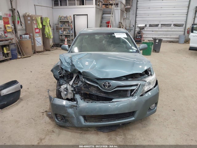 2011 Toyota Camry Xle მანქანა იყიდება აუქციონზე, vin: 4T1BF3EK1BU699777, აუქციონის ნომერი: 45083778