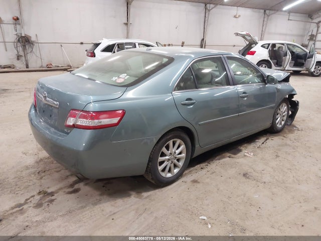 2011 Toyota Camry Xle მანქანა იყიდება აუქციონზე, vin: 4T1BF3EK1BU699777, აუქციონის ნომერი: 45083778