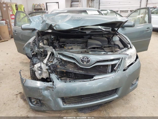 2011 Toyota Camry Xle მანქანა იყიდება აუქციონზე, vin: 4T1BF3EK1BU699777, აუქციონის ნომერი: 45083778