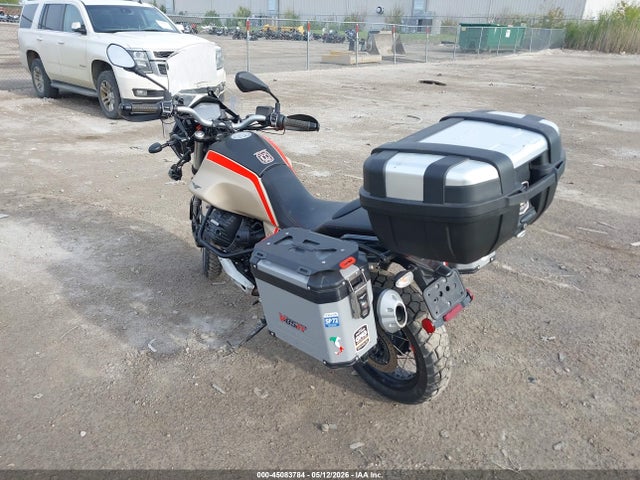 ZGUKWUA00LM000104 Moto Guzzi V85 Tt