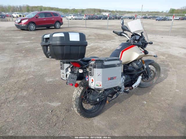 ZGUKWUA00LM000104 Moto Guzzi V85 Tt